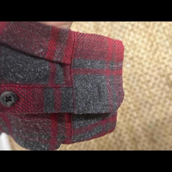 Orvis cotton-blend plaid flannel shacket - Picture 6 of 8